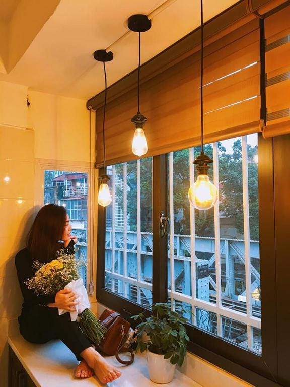 UINQUE Railway View Apartment - SPACIOUS & PRIVATE Apartment in Hanoi