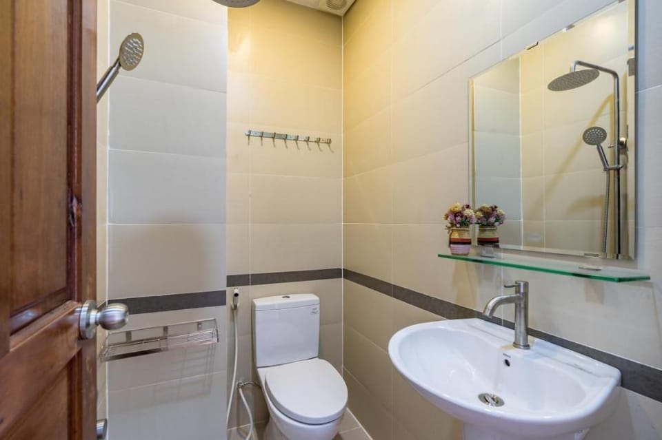 Accommodation Plus - Varanasi UP India. Apartment in Varanasi