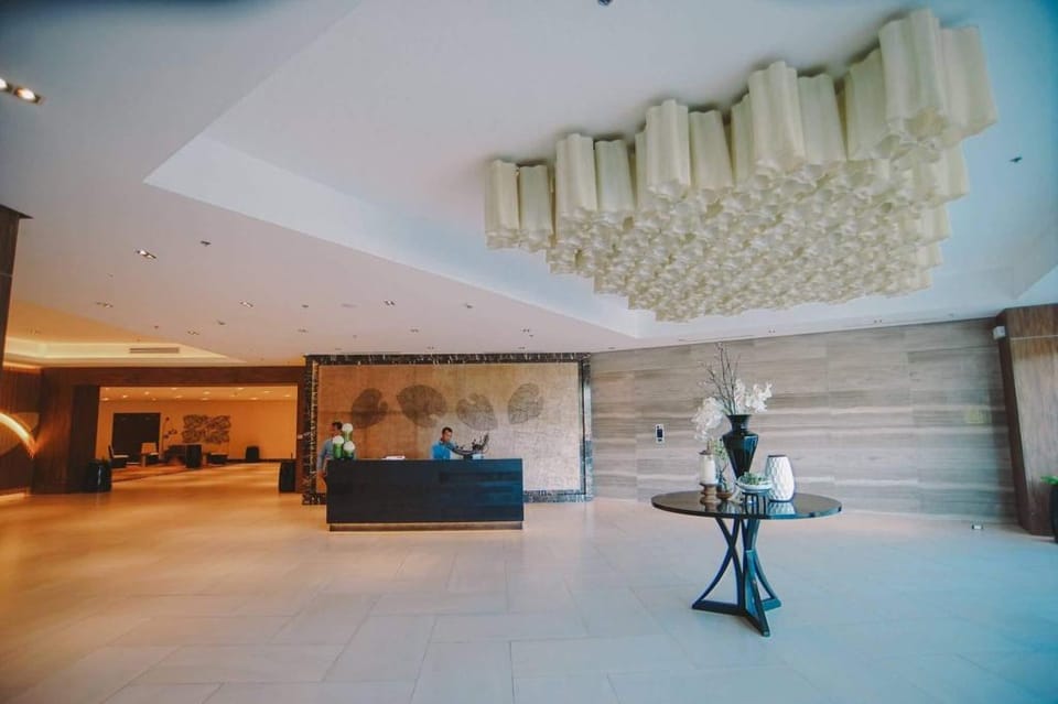 Mactan seaview swimmingpool Apartment in Lapu-Lapu City