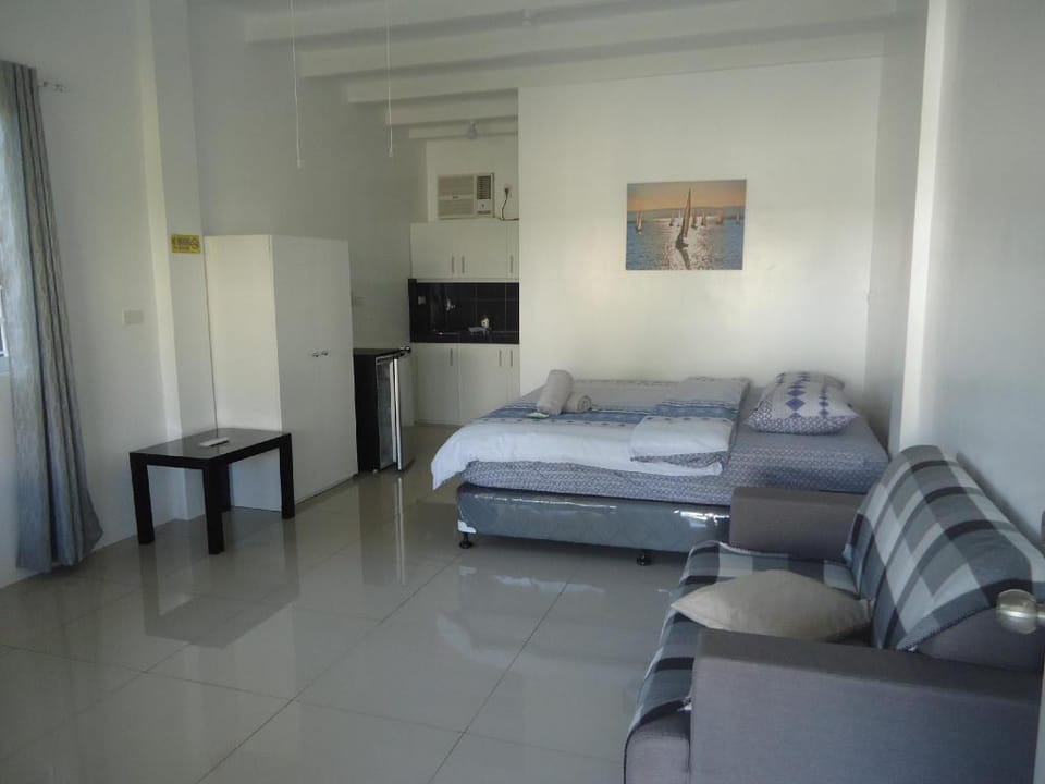 Mirka's Guest House Apartment 4 Apartment in Central Visayas