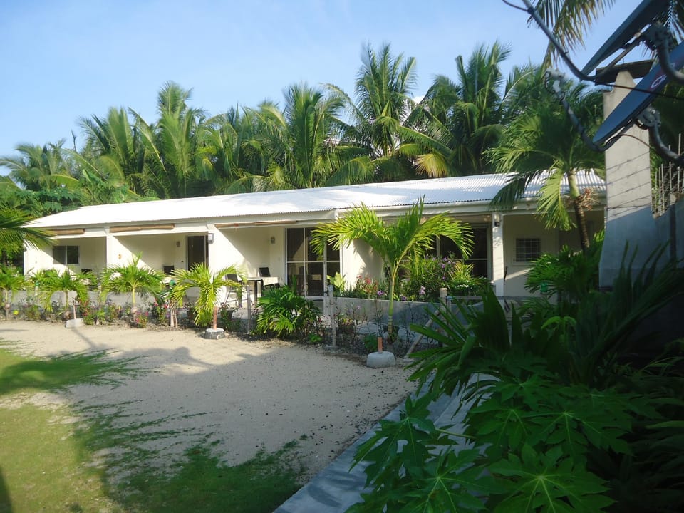 Mirka's Guest House Apartment 3 Apartment in Central Visayas