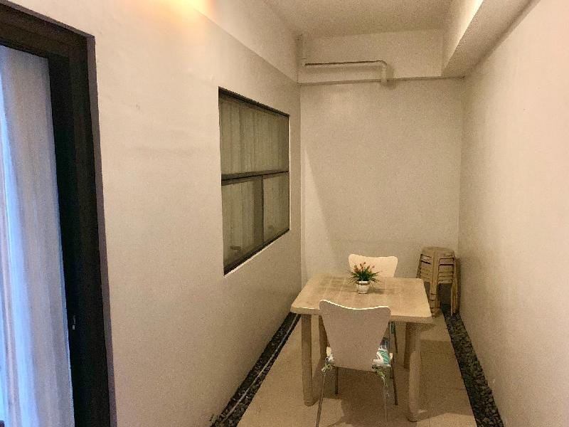 Spacious 1-Bedroom AppleOne Equicom Ayala Apartment in Lapu-Lapu City