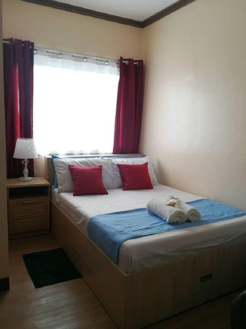 Walk Up Condo with WIFI Apartment in Lapu-Lapu City