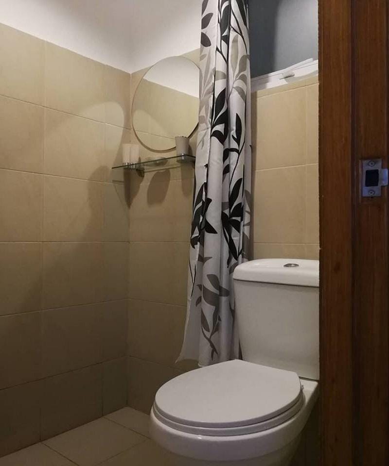 Walk Up Condo with WIFI Apartment in Lapu-Lapu City