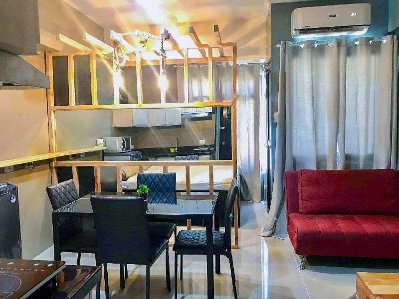 Chillhauz SM Ayala IT Cebu City Vacation rental in Lapu-Lapu City