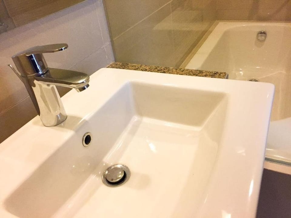 EJB suites at Mactan Newtown Condo Apartment in Lapu-Lapu City