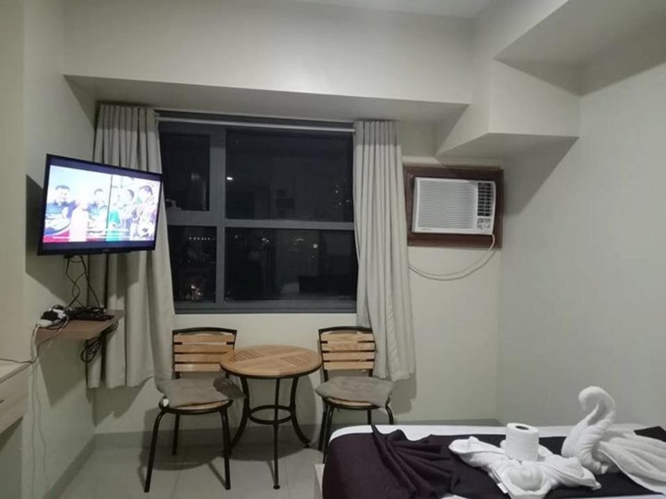 HORIZON101  A1 FREE POOL NEAR MALL MANGO SQUARE Apartment in Lapu-Lapu City