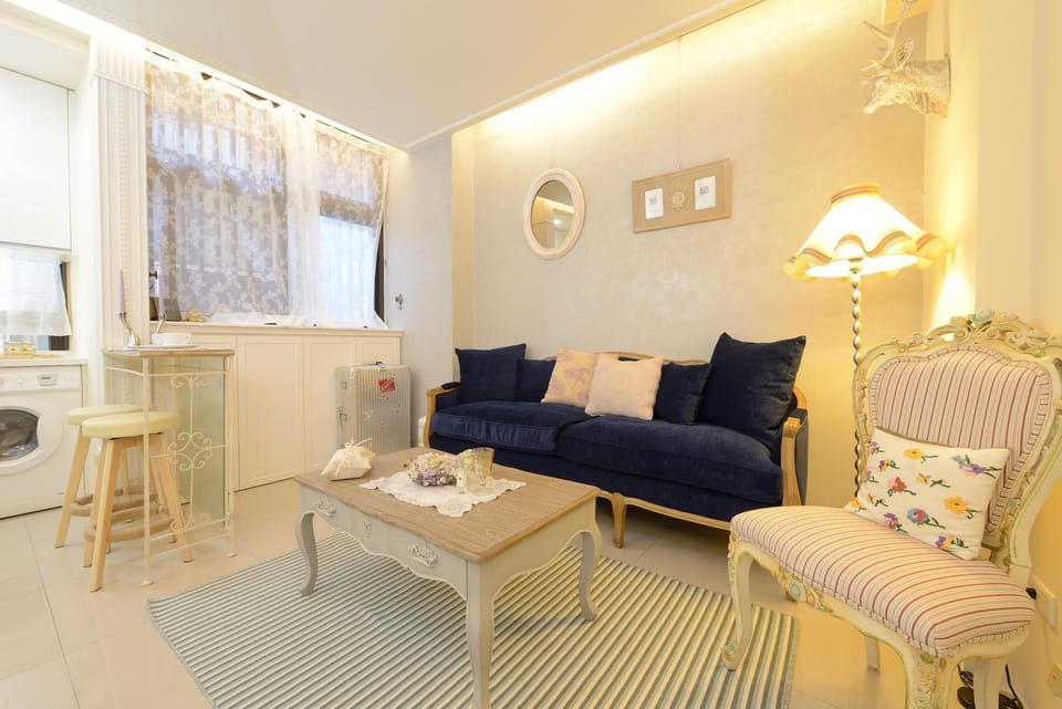 Perfect Location!MRT Taipei City Hall 3min[XinYi D Apartment in Taipei City