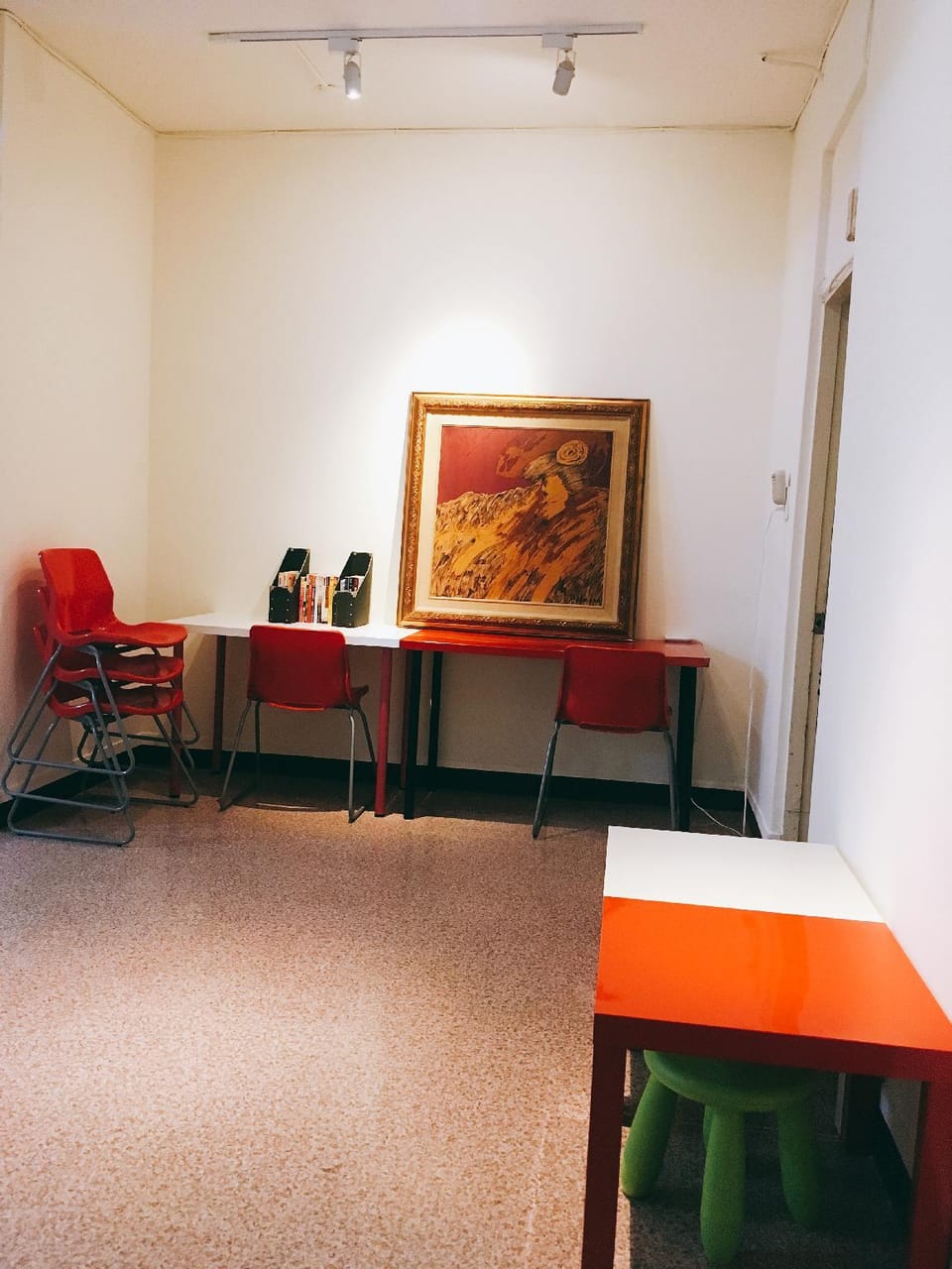 1st floor 5-12ppl  Most Spacious Taipei KK&JJ Home Apartment in Taipei City