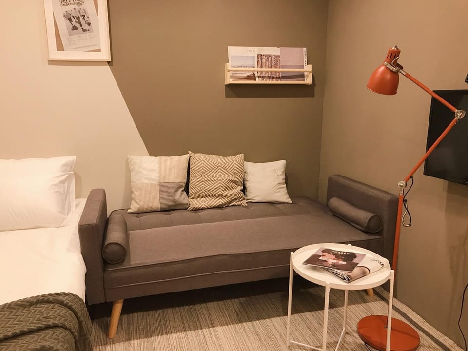8 Minutes to Taipei Arena metro station Apartment in Taipei City