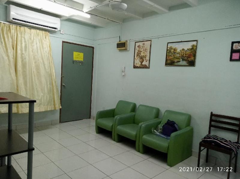 Riana Homestay Budget Kota Kinabalu Apartment in Kota Kinabalu