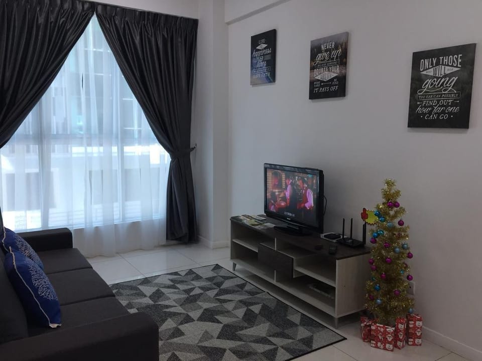 New CV Homestay@Nice pool at rooftop-Free pick up Apartment in Kota Kinabalu