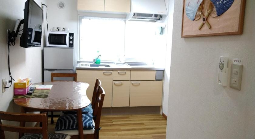 Issyuku Hotel Kaminarimon Hotel in Chiba Prefecture