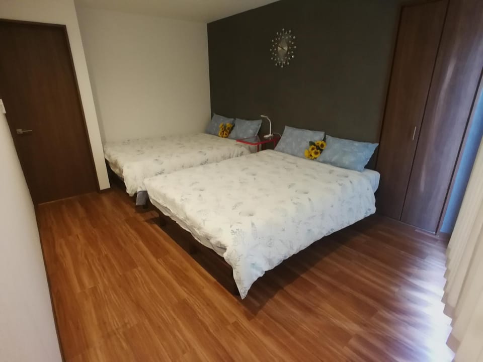 Ike 32 Six minutes to Ikebukuro  Station Apartment in Japan