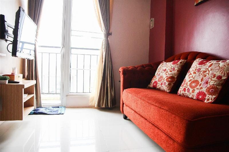 Best Price 2BR Mutiara Bekasi Apartment - Travelio Apartment in West Java