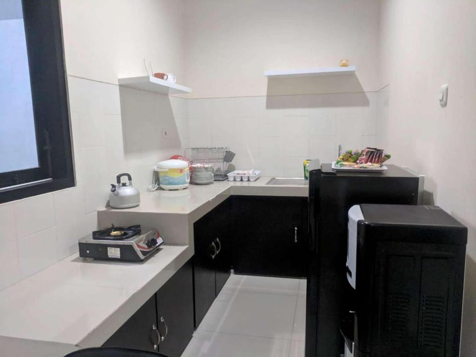 Qianna Guest House Villa in Batu