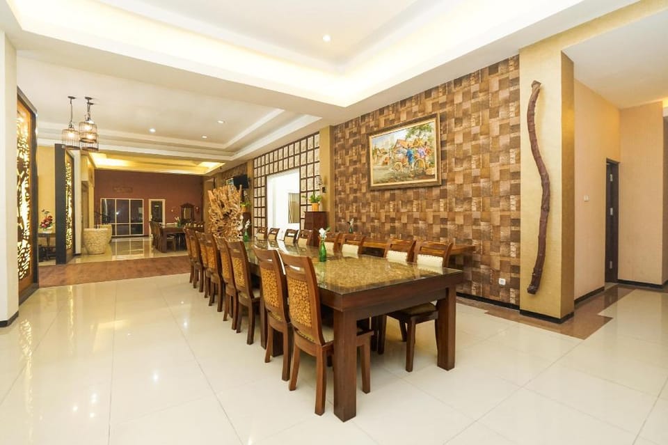 Putri Utari Guest House Hotel in East Java