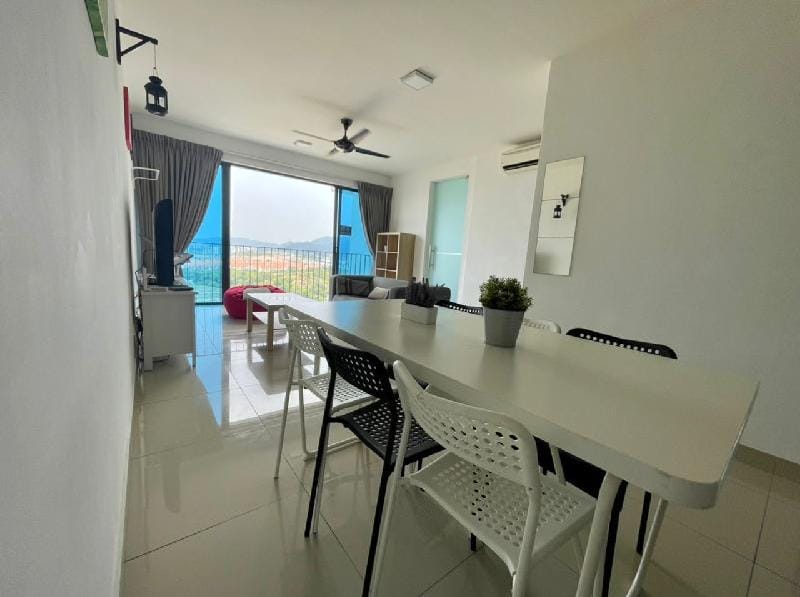 PAUL'S Studio 3 @ Trefoil Setia Alam, Shah Alam Apartment in Selangor, Malaysia