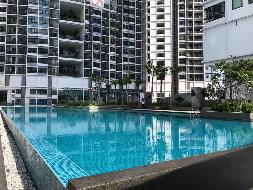 Liberty 707 @ i-City 1BR/3 Pax/WiFi/Parking/Netflx Apartment in Selangor, Malaysia
