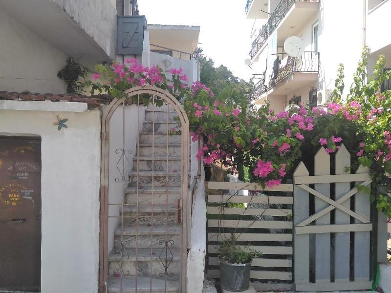 No 8 Marmaris  Center  very close to   harbour  Apartment in Marmaris