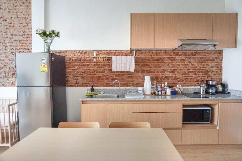 Daisy-friend & family home for 6 in  Chiang Mai Apartment in Chiang Mai