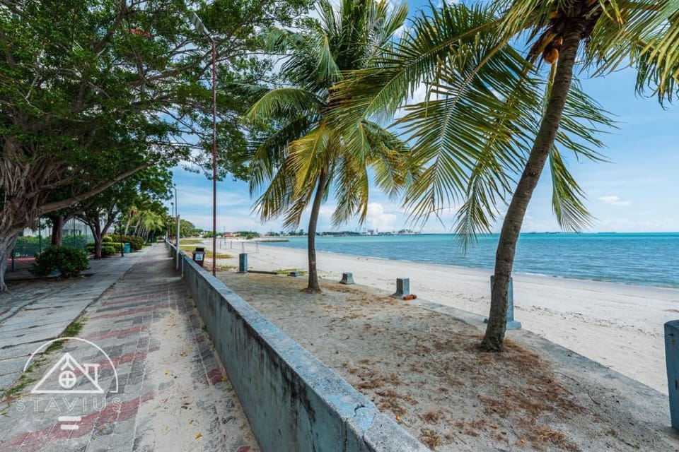 Port Dickson 6pax 2BR Glory Beach Resort Seaview Apartment in Port Dickson