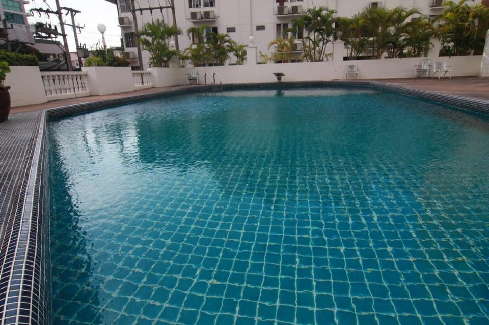 pattaya tower Room 205 Apartment in Pattaya City