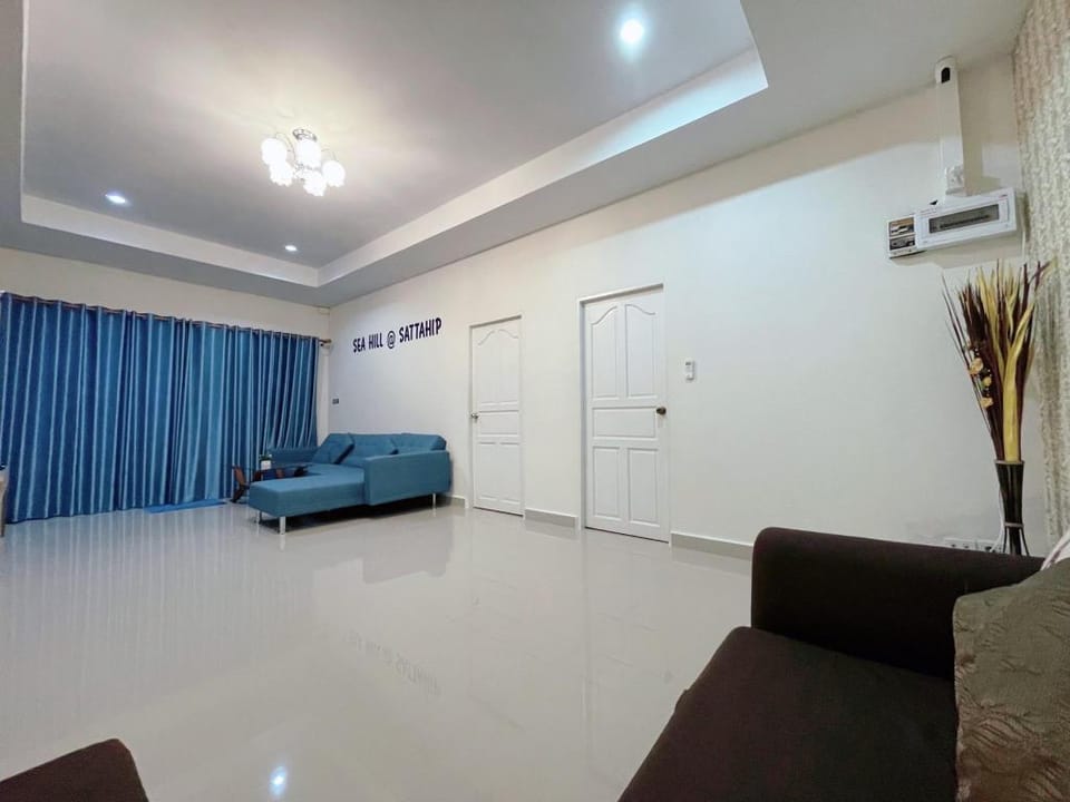 SEA HILL SATTAHIP Vacation rental in Chon Buri Changwat