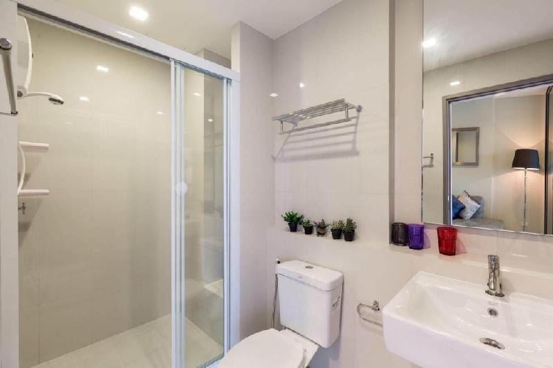 The Base - Luxury, 35sqm, high floor ocean view Apartment in Pattaya City