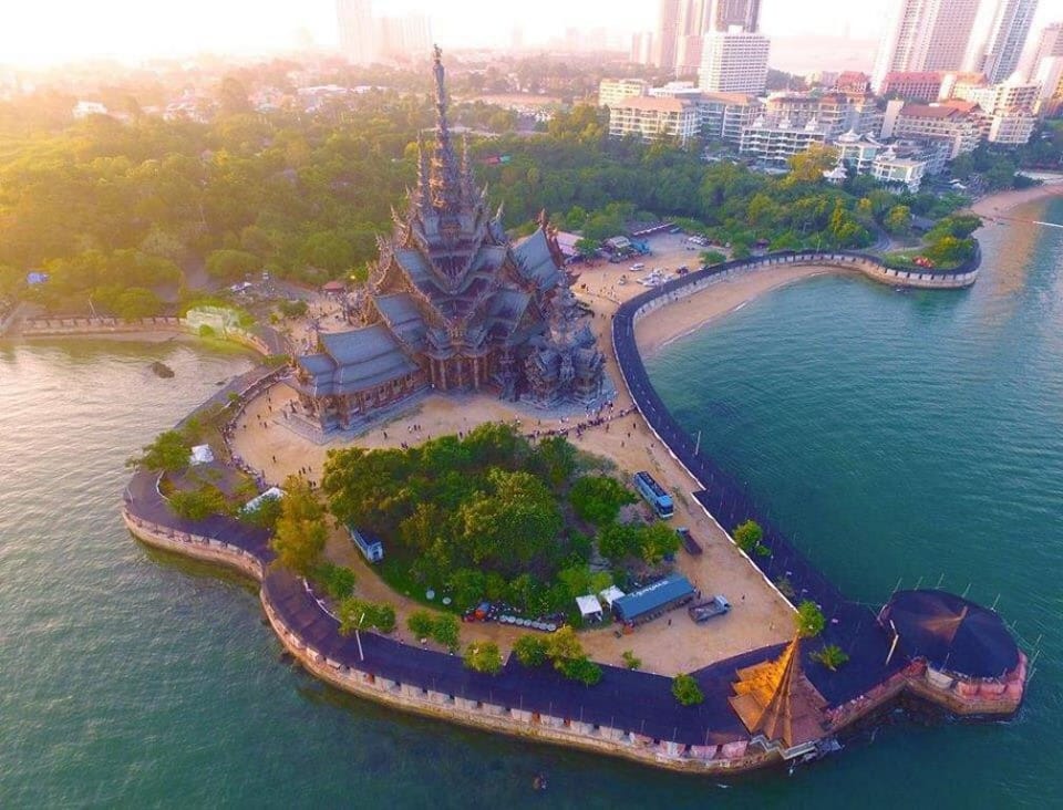 Dormitory room  Vacation rental in Pattaya City