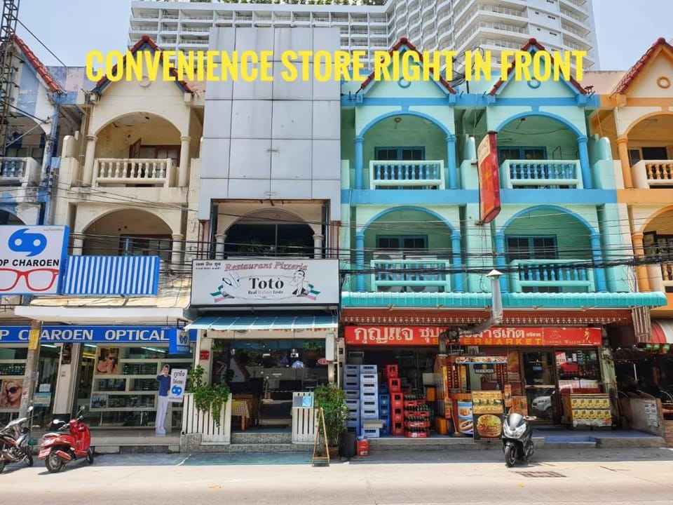 Full Seaview! Free airport Trf with min 10N Bookin Apartment in Pattaya City
