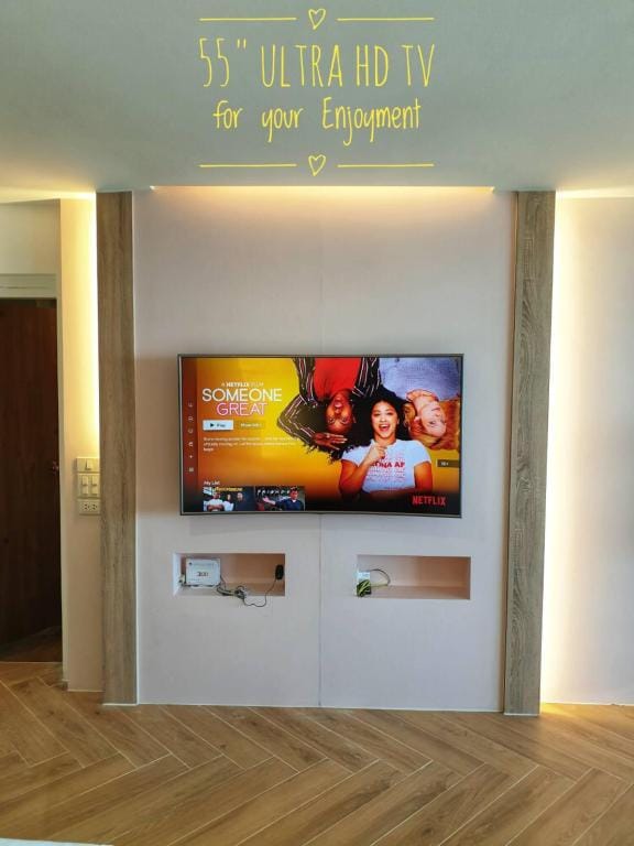Full Seaview! Free airport Trf with min 10N Bookin Apartment in Pattaya City