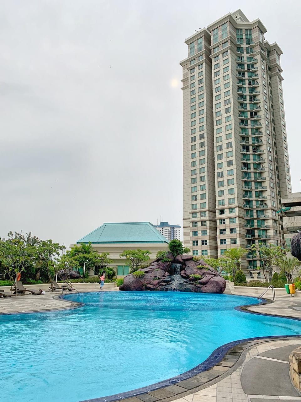 3BR Spacious Cozy Apartment Centre Jakarta Apartment in South Jakarta City