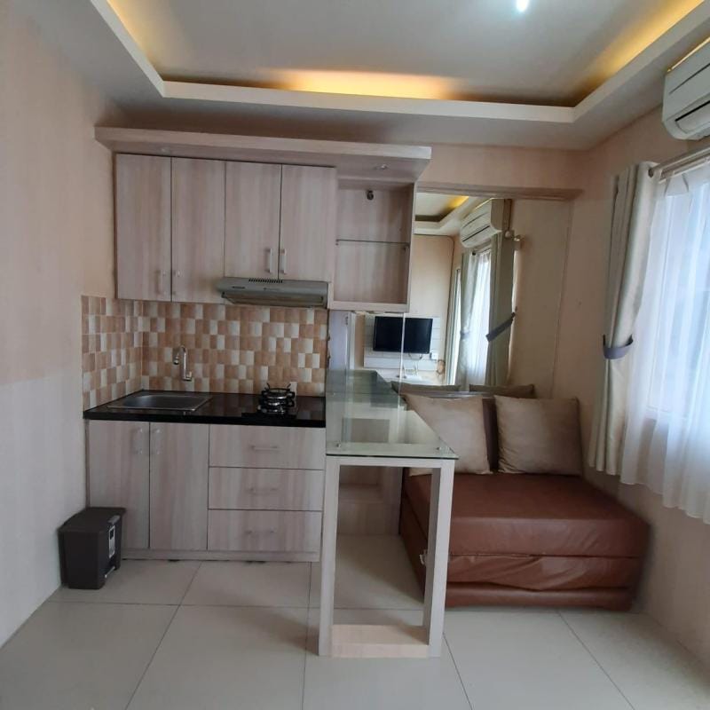 Unit Keluarga 2BR Mewah Apartemen Green Pramuka Apartment in Jakarta