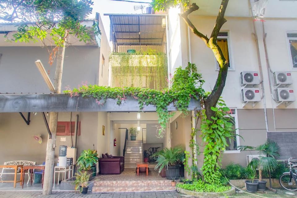 Hotel O Jakarta near One Belpark Mall formerly Wisma Minongga Hotel in South Jakarta City