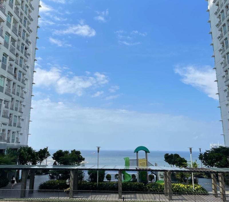 Studio 1BR Seaview Wifi @GreenBay Pluit AptTower D Apartment in Jakarta