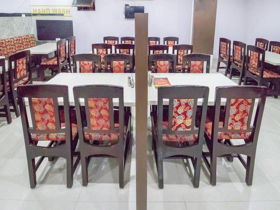 Hotel New Platinum opp New malakpet metro station Hotel in Hyderabad