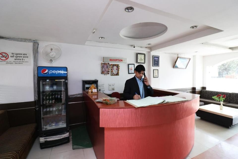 Super HOTEL GUD STAY Hotel in India