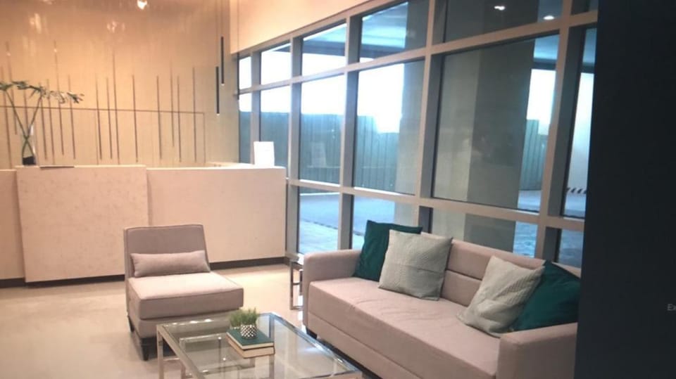 Nice corner Ayala condo 1 BR d-t DAVAO fast wi fi Apartment in Davao City