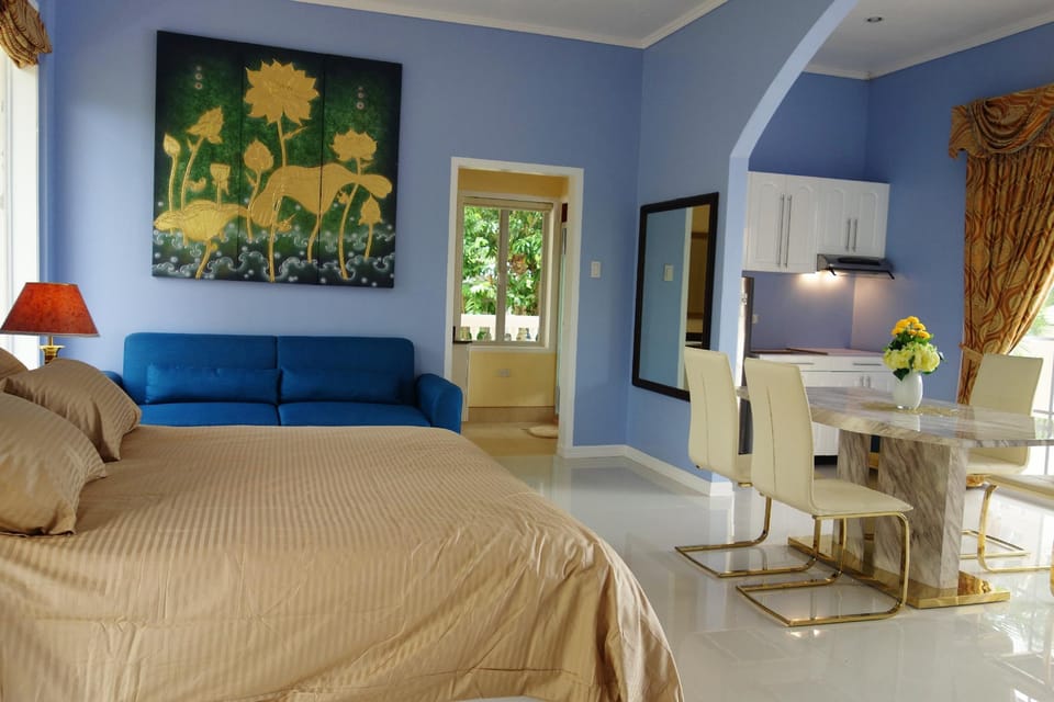 The Lankenua Pool Suite with sea view Apartment in Island Garden City of Samal