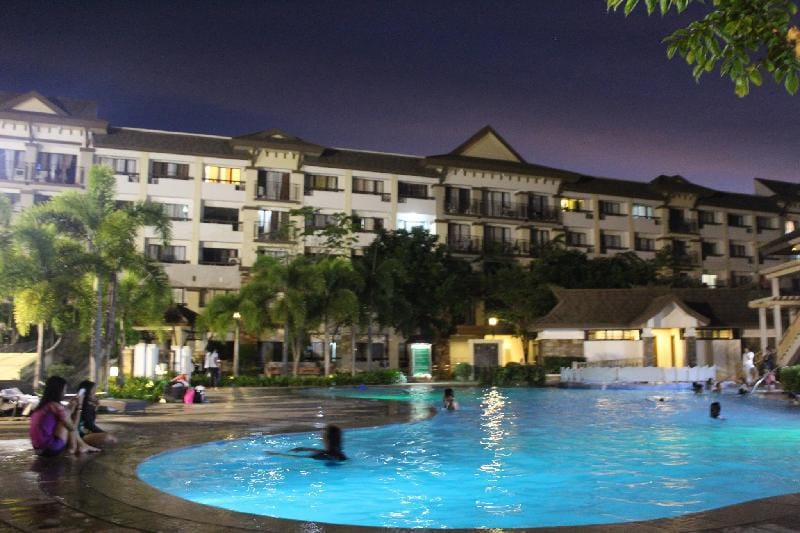 ONE OASIS A4 FREE POOL  BACK OF SM MALL DAVAO Apartment in Davao City