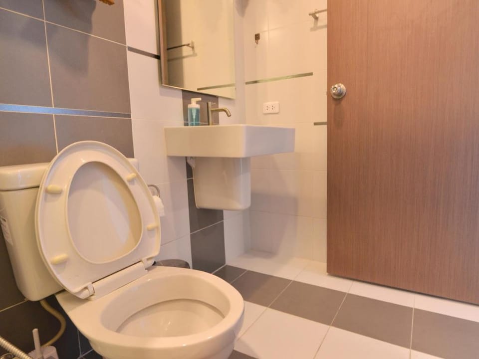 MODERN PRIVATE & COZY APT. Close to BTS  - bk12 Apartment in Bangkok
