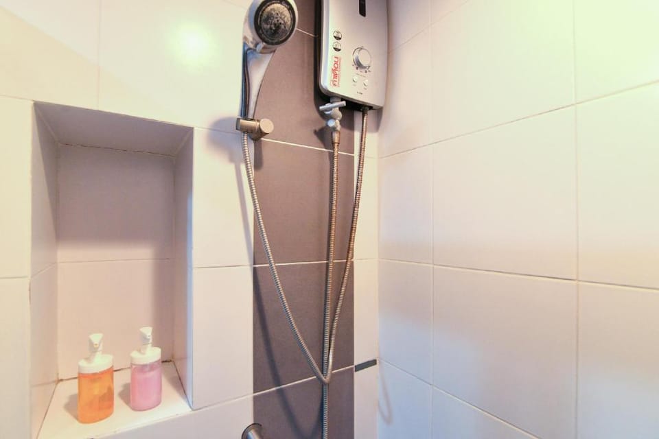 Best for 3 people! closed to On Nut BTS st. bk111 Apartment in Bangkok