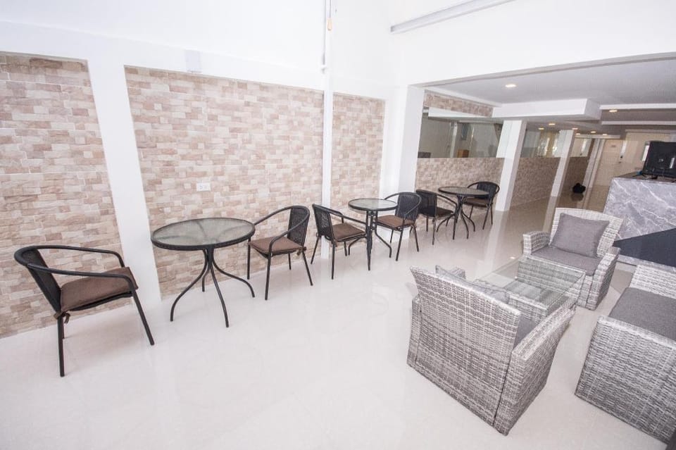Nina Guesthouse Hotel in Bangkok
