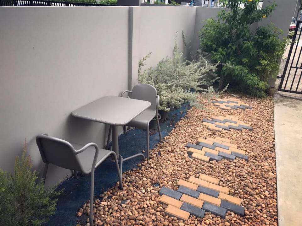 DMK Layover 2 - 20 mins walk to Don Mueang Airport Vacation rental in Bangkok