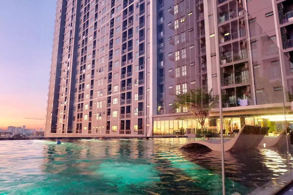 IDEO S115  0 meters from BTS long-term rental Apartment in Bangkok