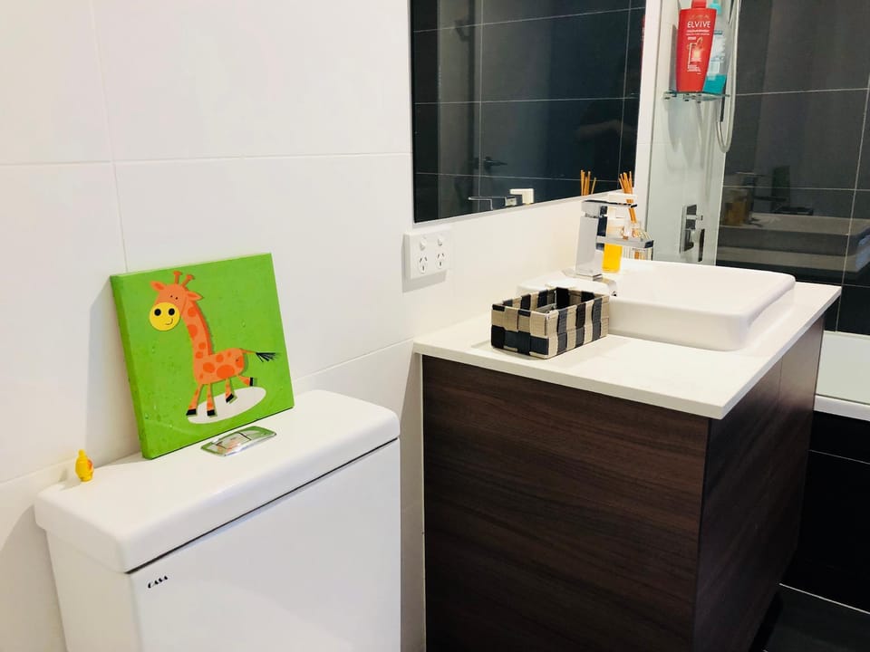 Stylish Home 15 mins from Brisbane City & Airport Apartment in Brisbane