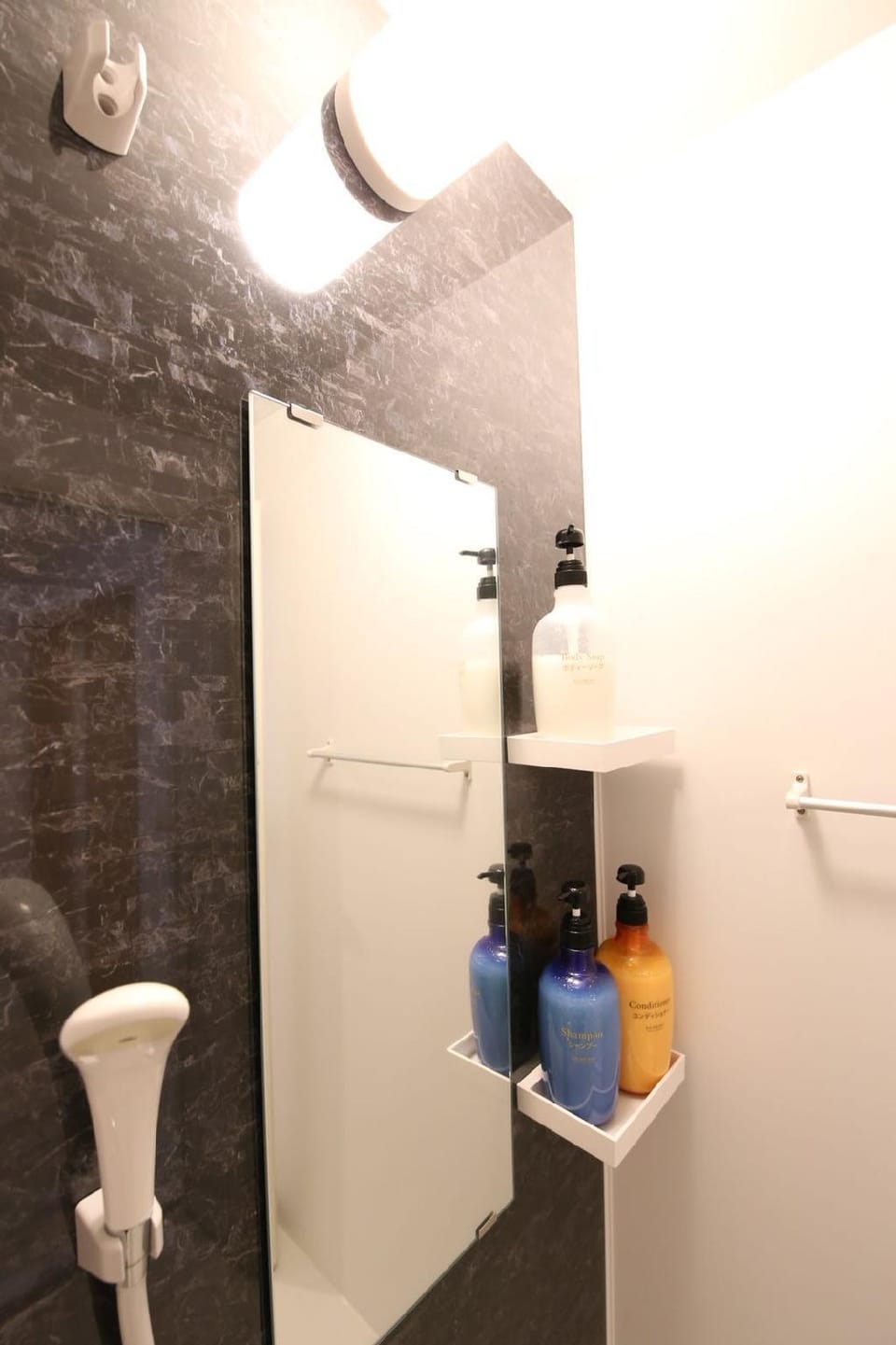 2-8ppl*4 D-bed hse near JR*Dobutsuenmae*2 P-wifi Vacation rental in Osaka