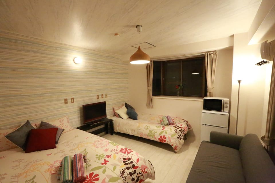 03 Osaka 12ppl ok 3bedroom 3bath&3toilet Apartment in Osaka