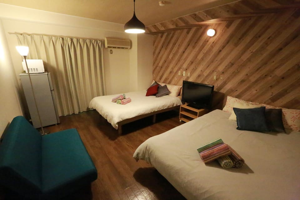 03 Osaka 12ppl ok 3bedroom 3bath&3toilet Apartment in Osaka